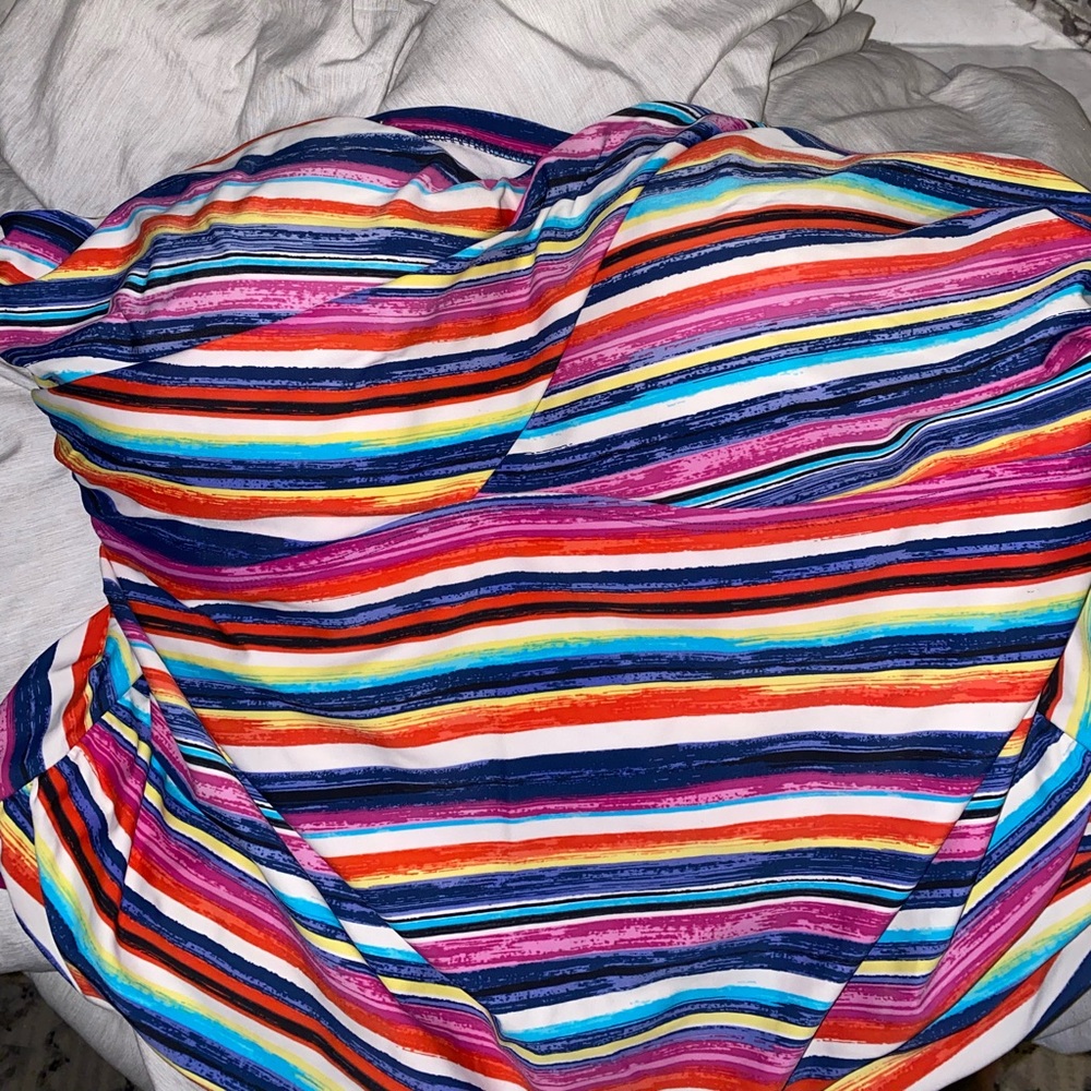 Bandeau plus size swim top